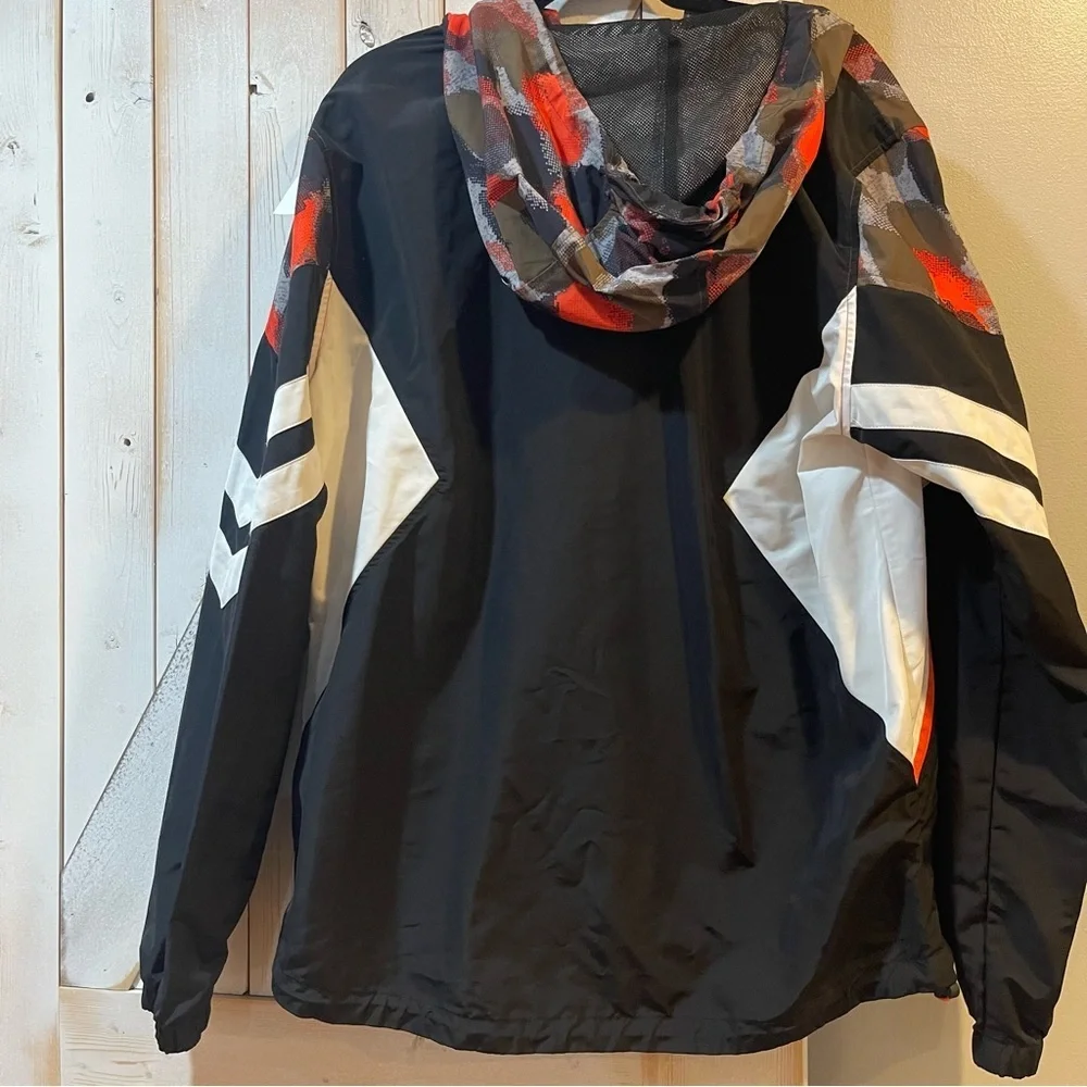 Superdry Men's Abstract Red and Black Half Zip Windbreaker XL